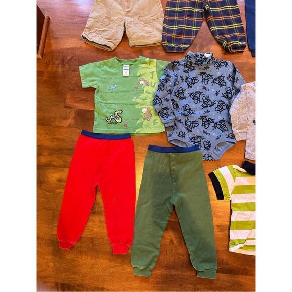 Boys vintage Y2K 90s mixed clothing bundle Oshkosh, Carter’s and more size 18 mo - Picture 3 of 5